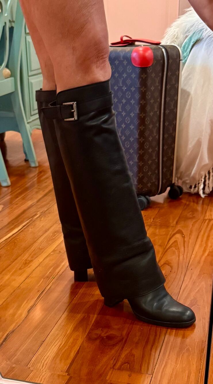 Chanel Black Leather Knee High Moto Biker Boots 39.5 Vintage Y2K 2002